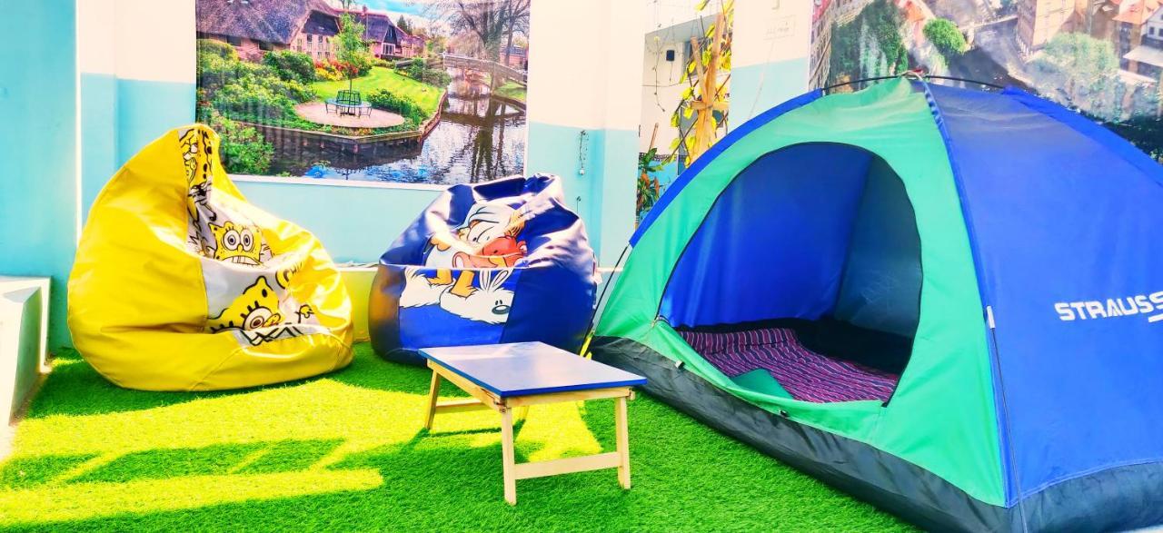 Cupidtrails Backpacker'S Penthouse Hotel Гувахати Екстериор снимка