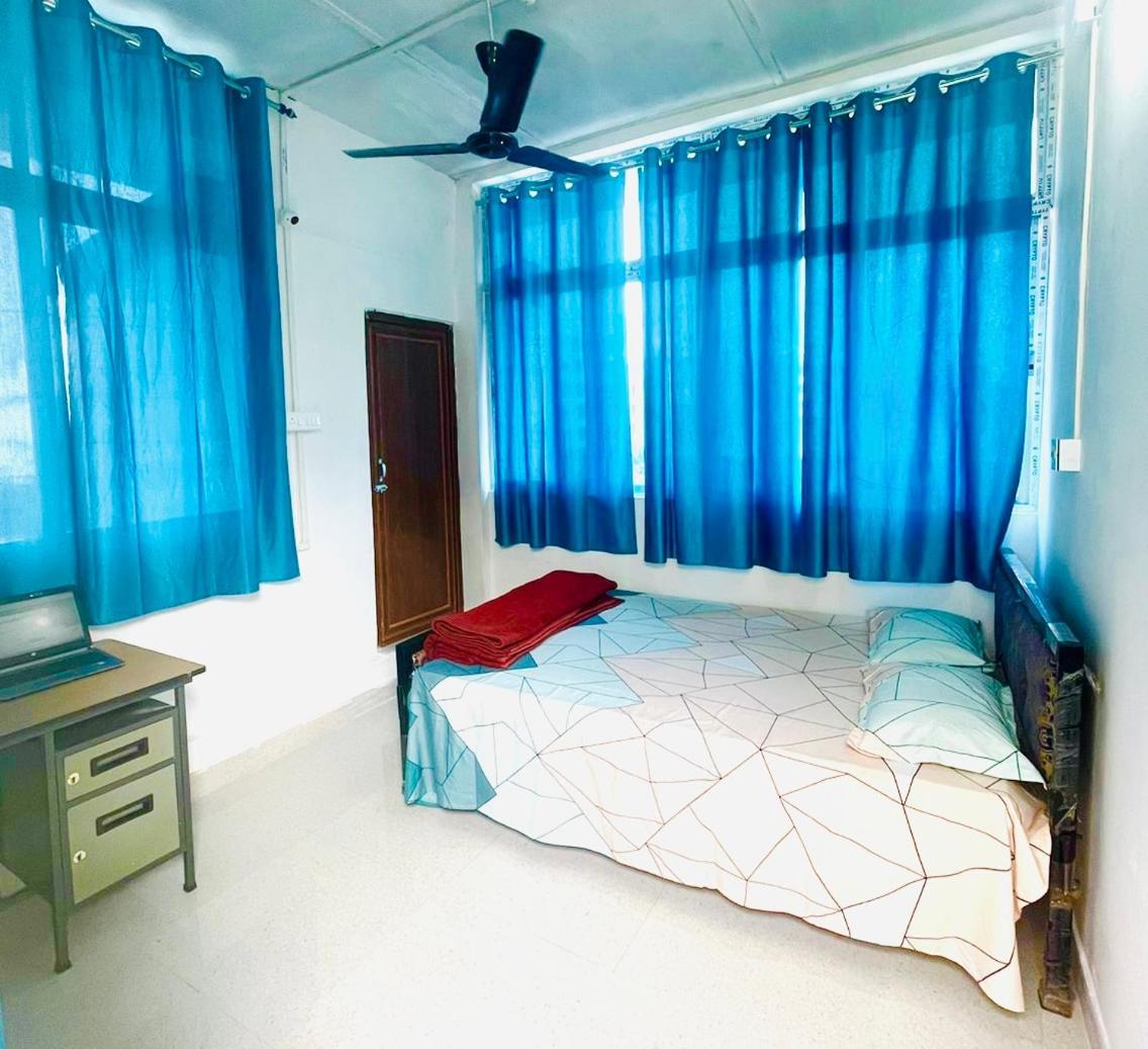 Cupidtrails Backpacker'S Penthouse Hotel Гувахати Екстериор снимка